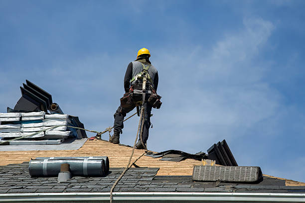 Professional Roofing technician working in Libertytown, MD